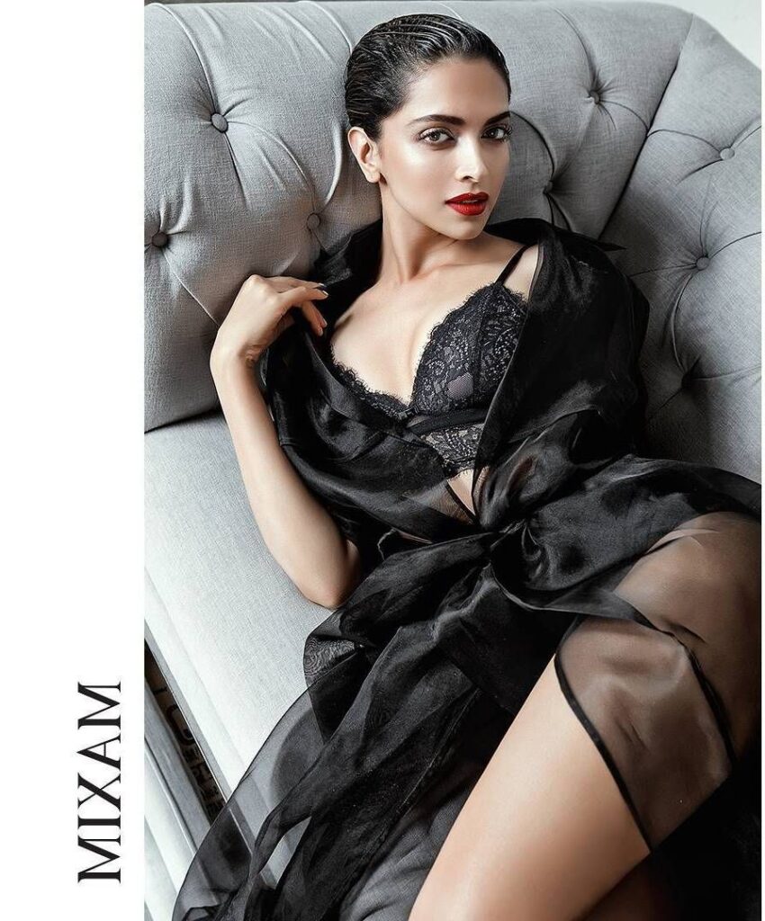 Deepika Padukone Sexy Pics 023