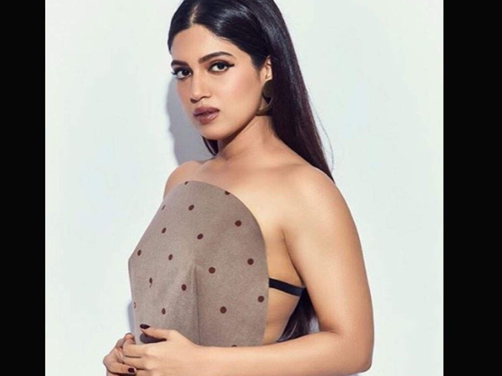 Bhumi Pednekar Hot 021