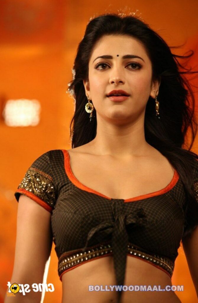 Balupu Shruti Hassan Hot Stills